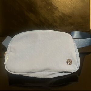 Lululemon Everywhere Belt Bag - Powder Blue